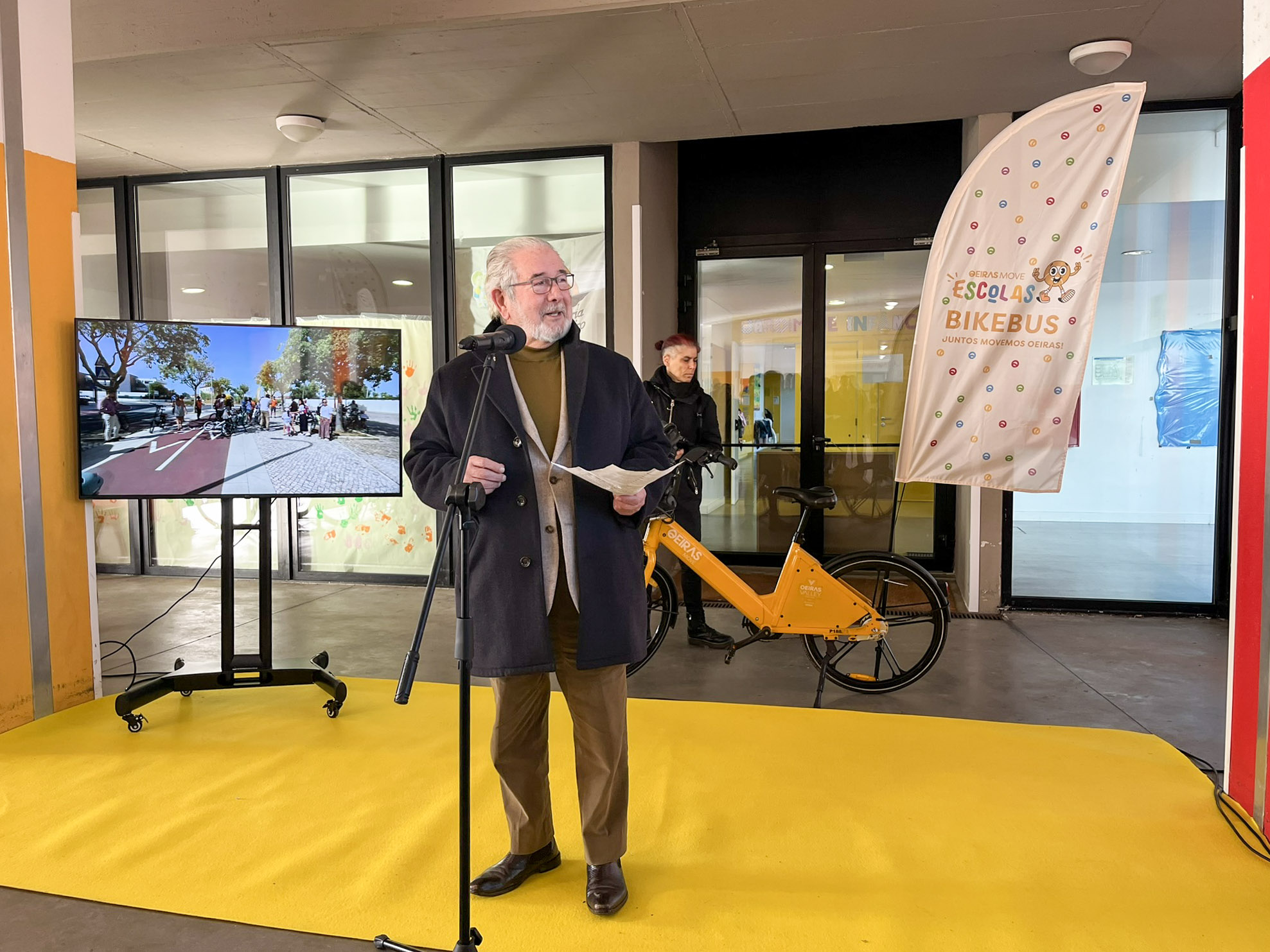 20-IMG_8635 isaltino morais bike bus porto salvo