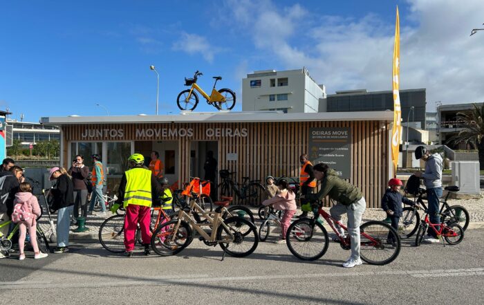 Mega bike bus Oeiras dia mundial da atividade física